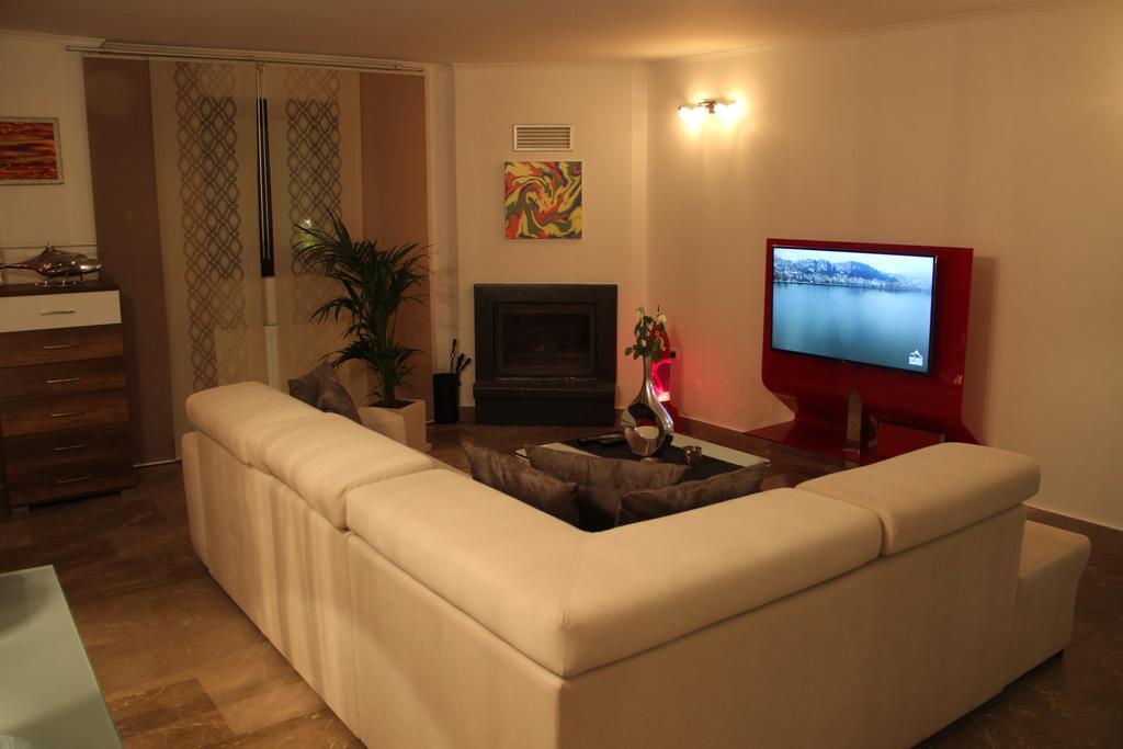 Studio 48 Thessaloniki Exterior photo